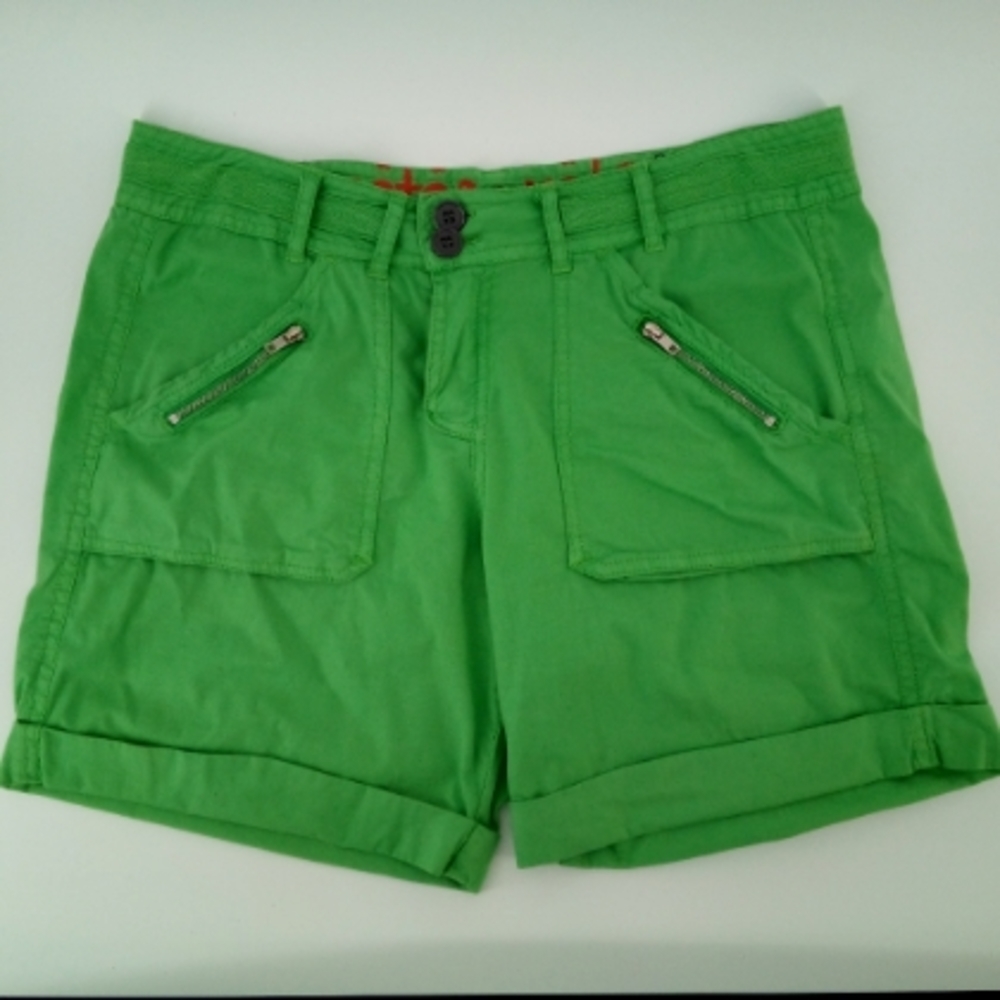 Johnny Was Pete & Greta Green Shorts 2 Zipper Detail Summer Spring Vacation